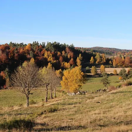Dom wakacyjny La Maison De Castanet Entre Aubrac Et Margeride